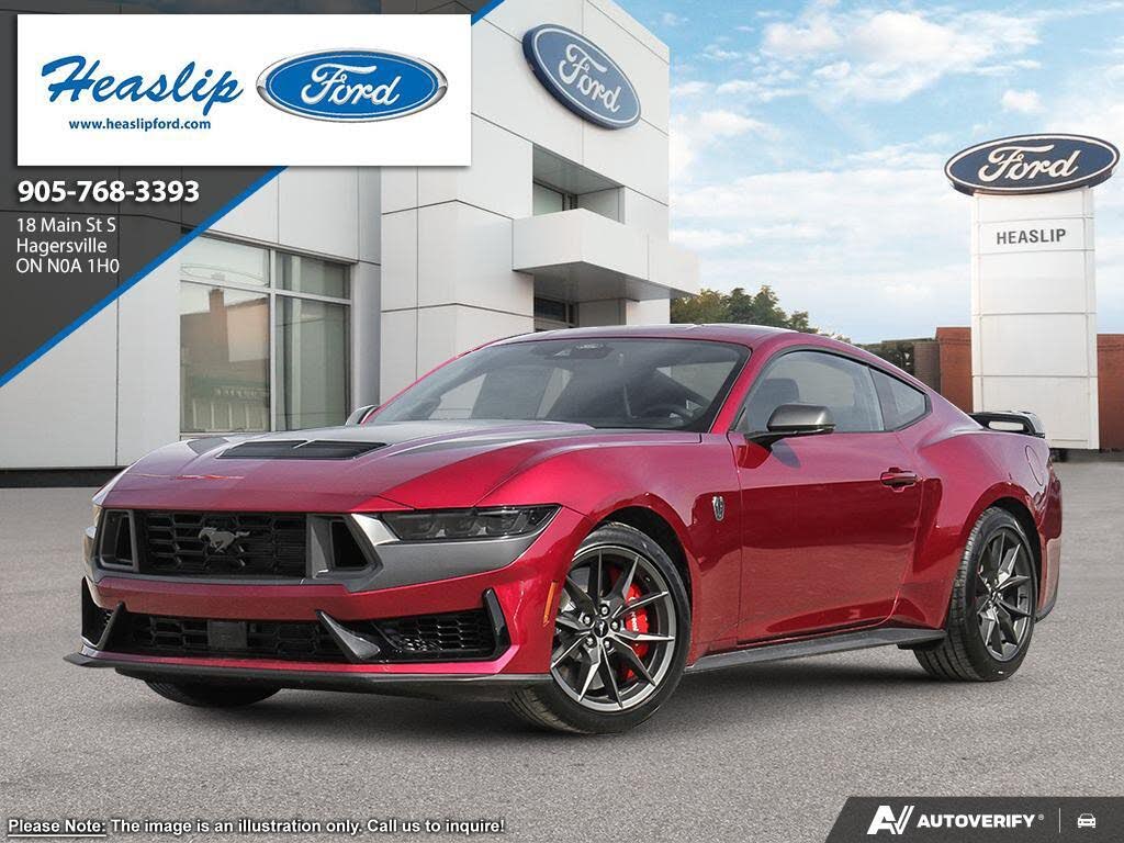 Ford Mustang Dark Horse Fastback RWD 2025