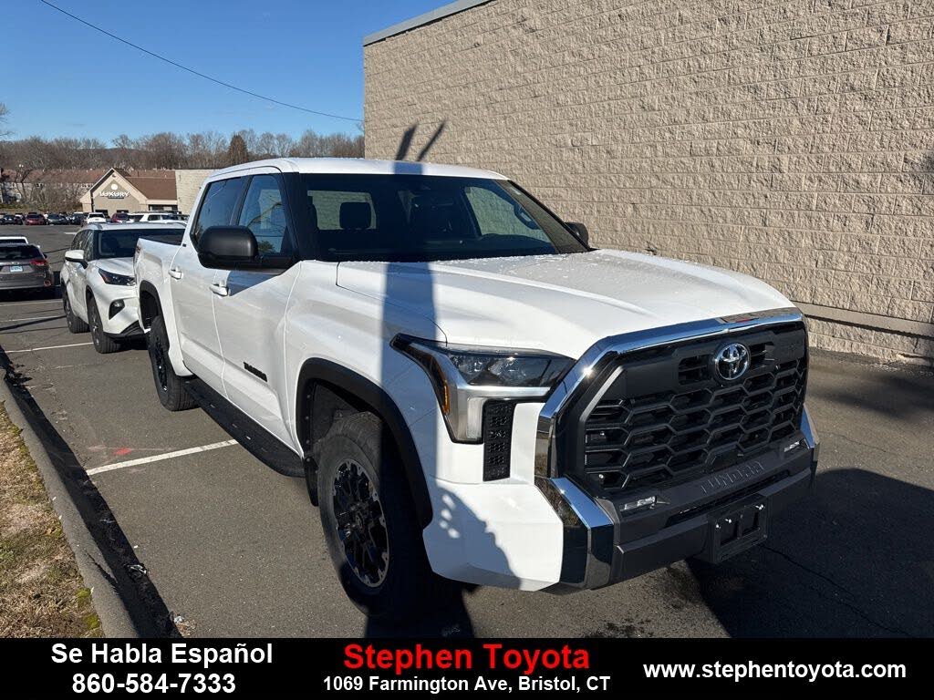 2026 Toyota Tundra SR5 CrewMax Cab 4WD