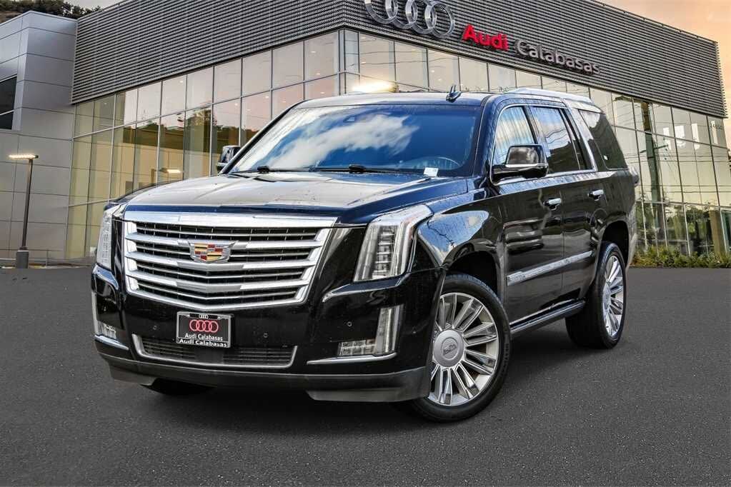 2017 Cadillac Escalade Platinum RWD
