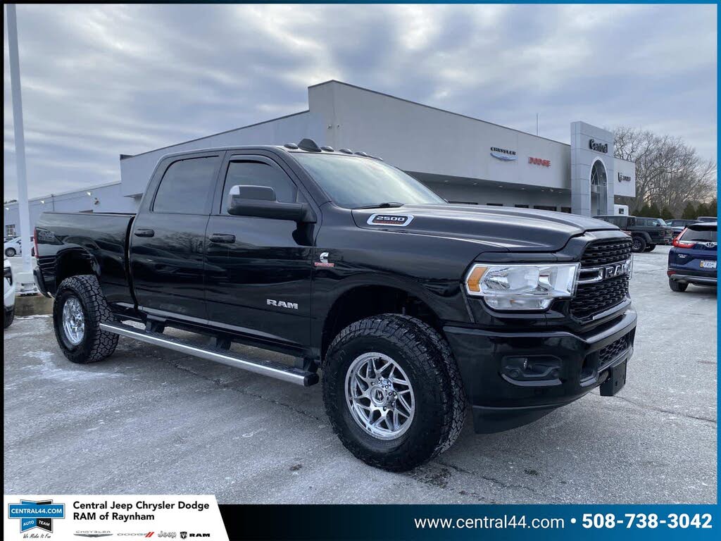 2022 RAM 2500 Big Horn Crew Cab 4WD