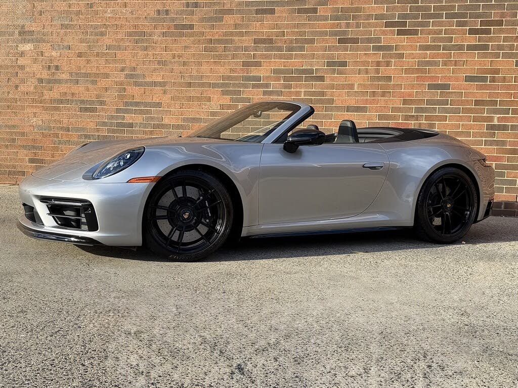 2024 Porsche 911 Carrera GTS Cabriolet RWD