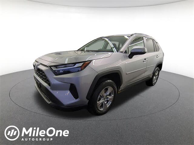 2025 Toyota RAV4 XLE AWD