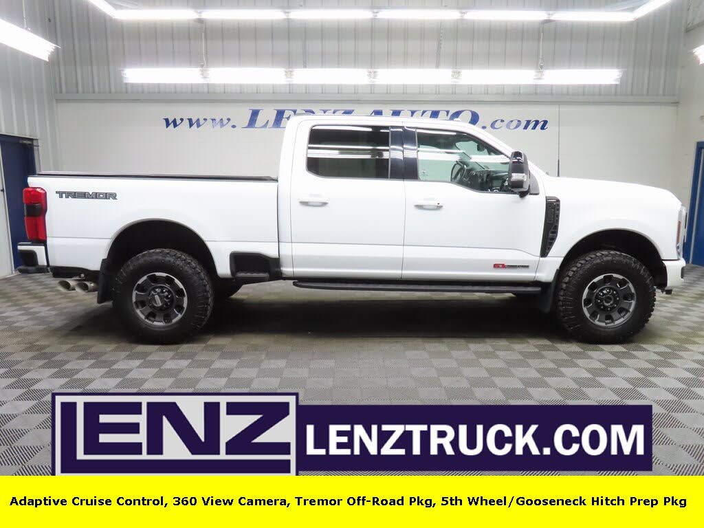 2024 Ford F-250 Super Duty Lariat Crew Cab 4WD