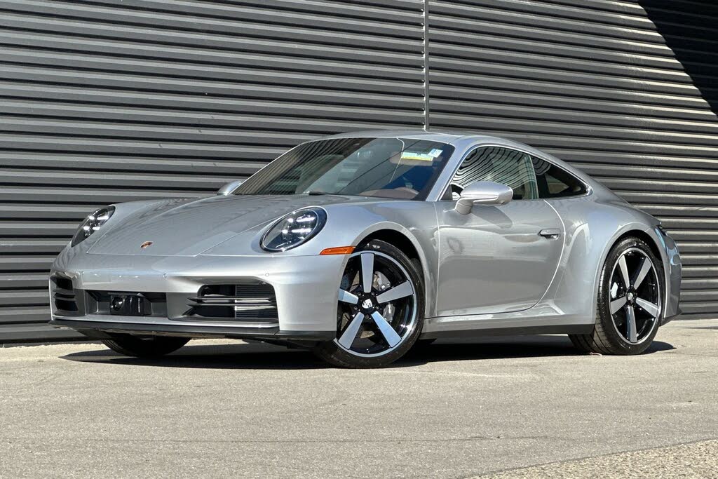 2026 Porsche 911 Carrera Coupe RWD