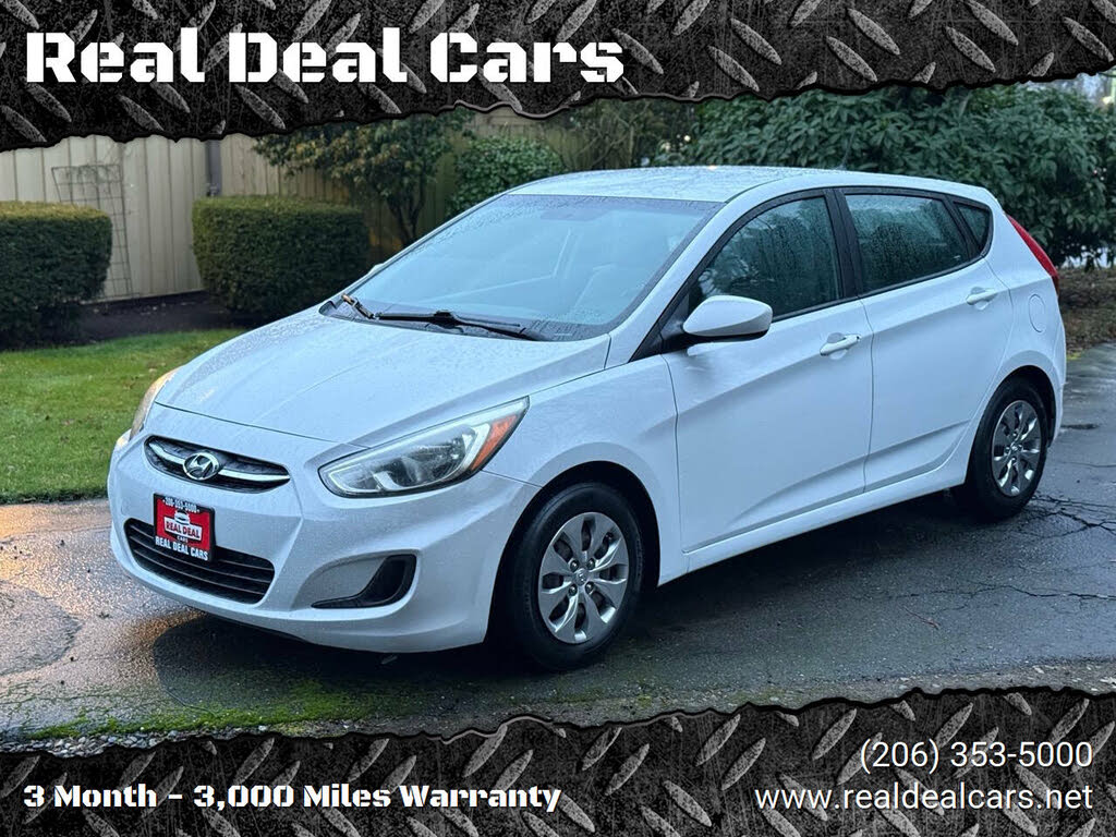 2017 Hyundai Accent SE 4-Door Hatchback FWD