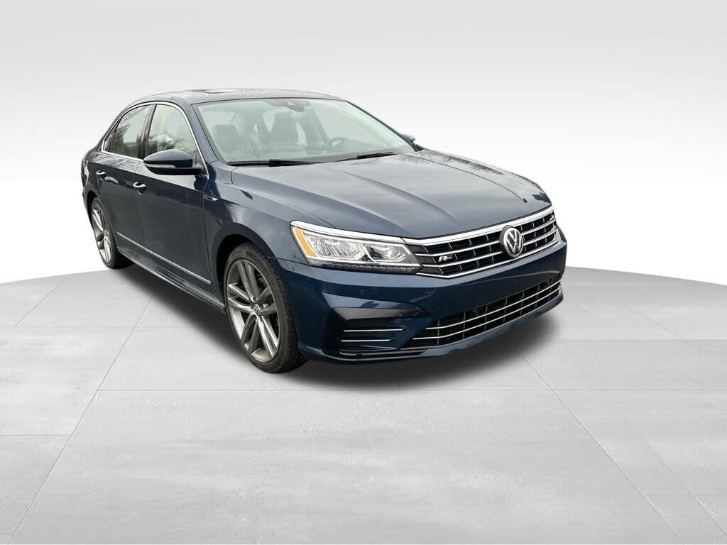 2019 Volkswagen Passat 2.0T SE R-Line FWD