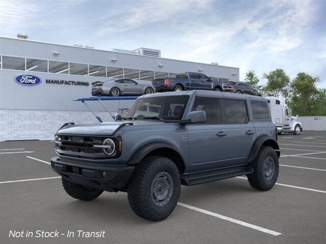 2025 Ford Bronco Outer Banks 4-Door 4WD