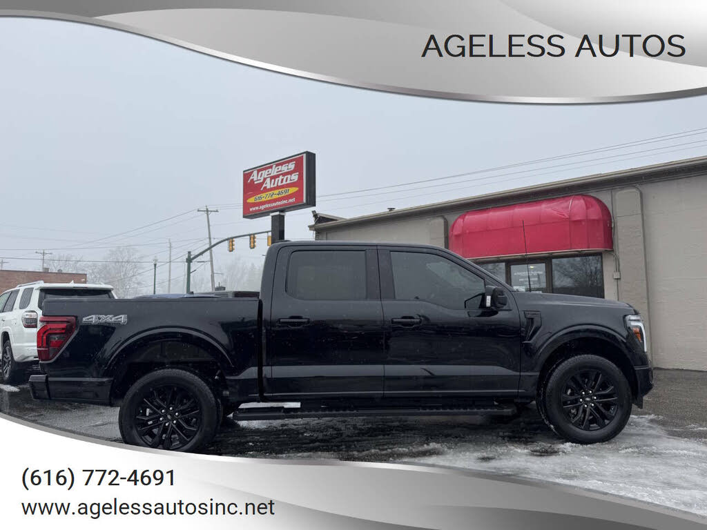 2025 Ford F-150 Lariat SuperCrew 4WD