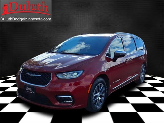 2026 Chrysler Pacifica Hybrid Pinnacle FWD