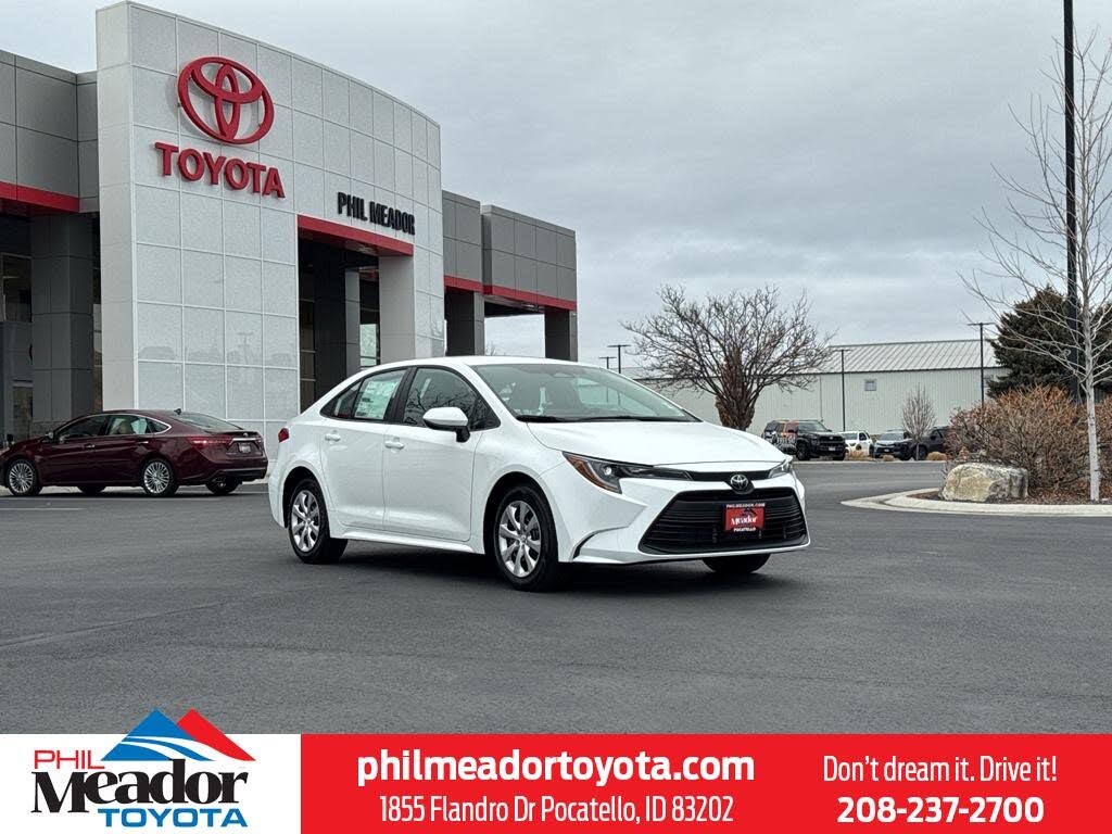 2026 Toyota Corolla LE FWD