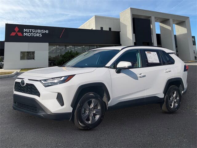 2024 Toyota RAV4 XLE FWD