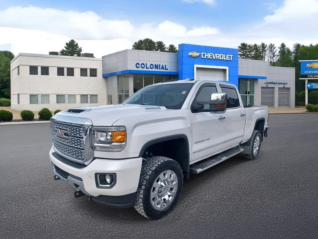 2019 GMC Sierra 2500HD Denali Crew Cab 4WD