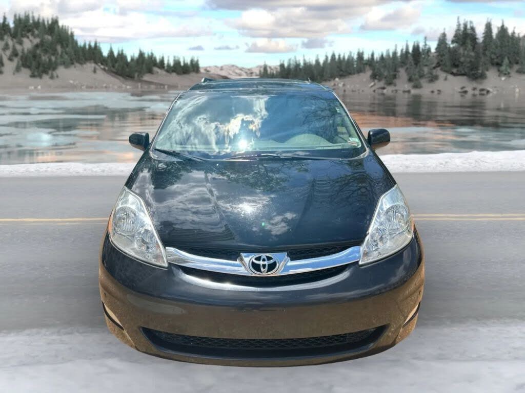 2009 Toyota Sienna XLE