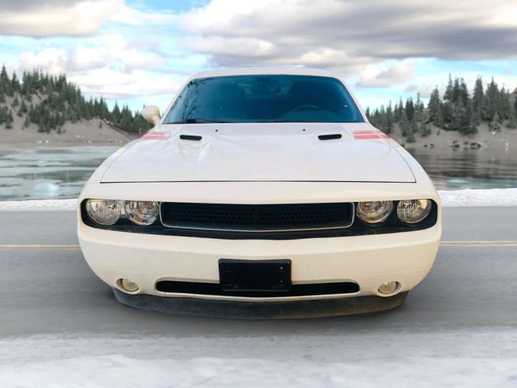 2014 Dodge Challenger SXT RWD