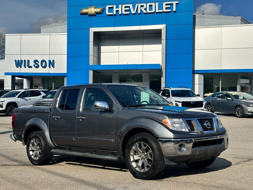 2017 Nissan Frontier SL Crew Cab