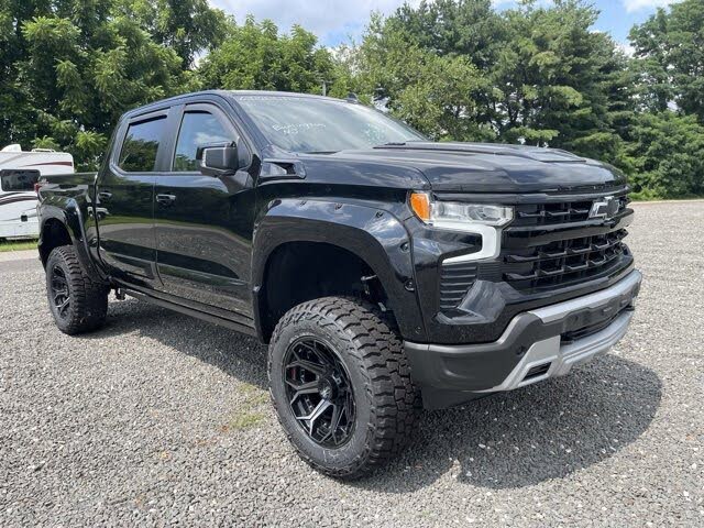 2025 Chevrolet Silverado 1500 RST Crew Cab 4WD