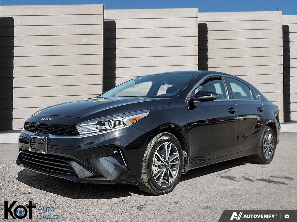 2023 Kia Forte EX FWD