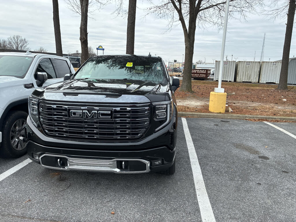 2024 GMC Sierra 1500 Denali Ultimate Crew Cab 4WD