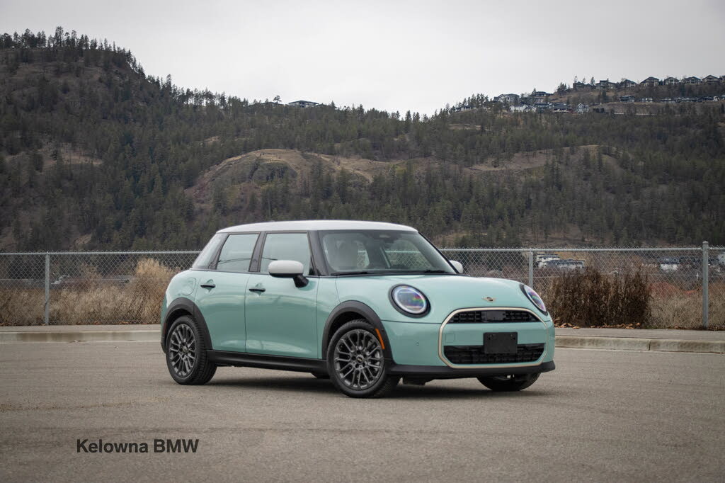 2025 MINI Cooper C 5-Door Hatchback FWD