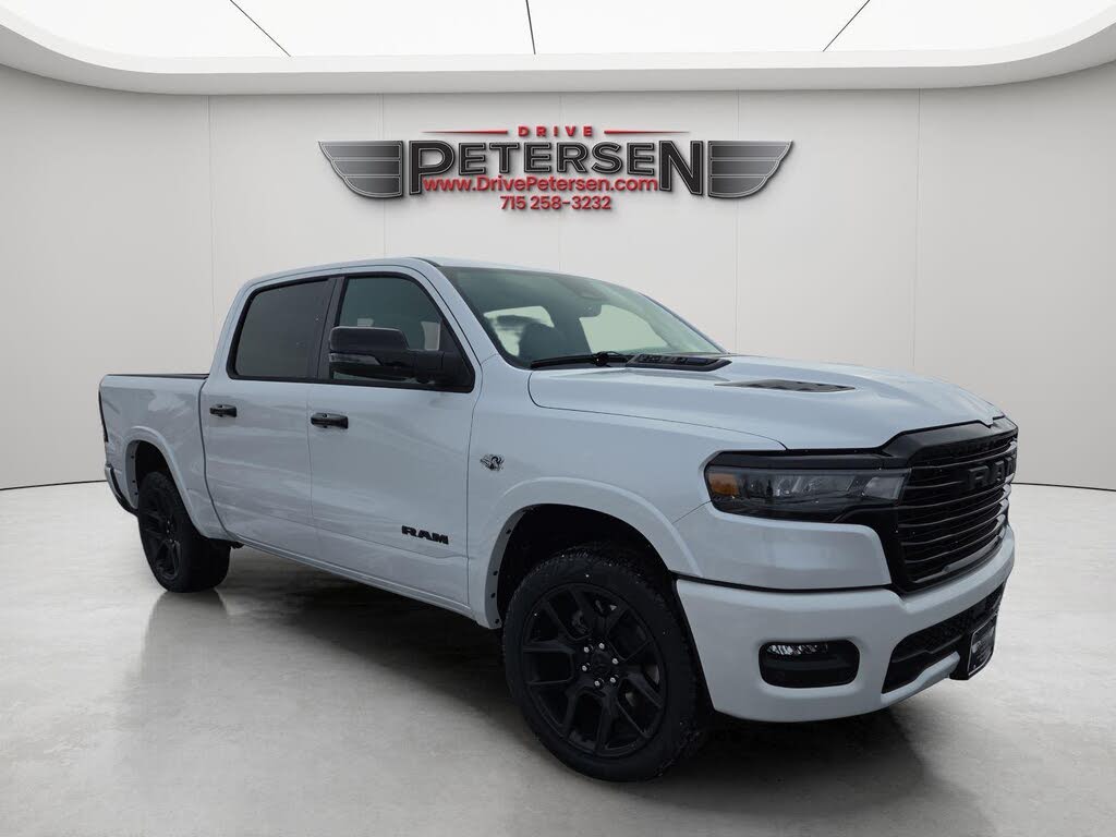 2026 RAM 1500 Laramie Crew Cab 4WD