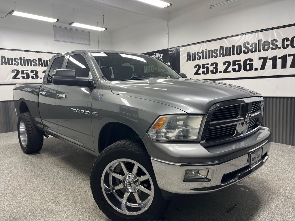2011 RAM 1500 SLT Quad Cab 4WD