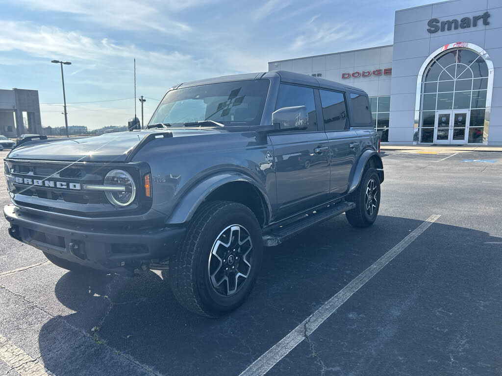 2023 Ford Bronco Outer Banks 4-Door 4WD