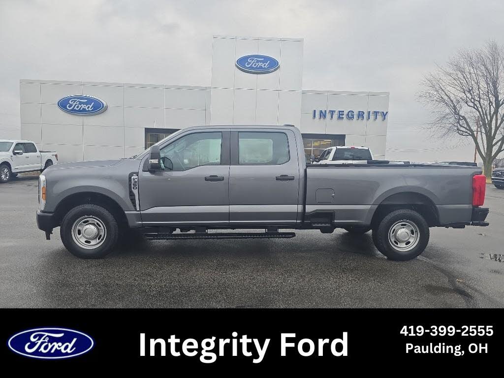 2024 Ford F-350 Super Duty XL Crew Cab RWD