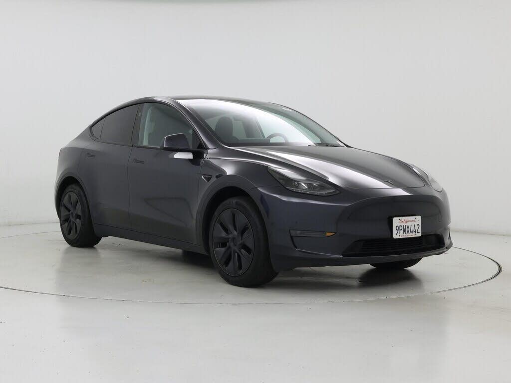 2025 Tesla Model Y Long Range RWD