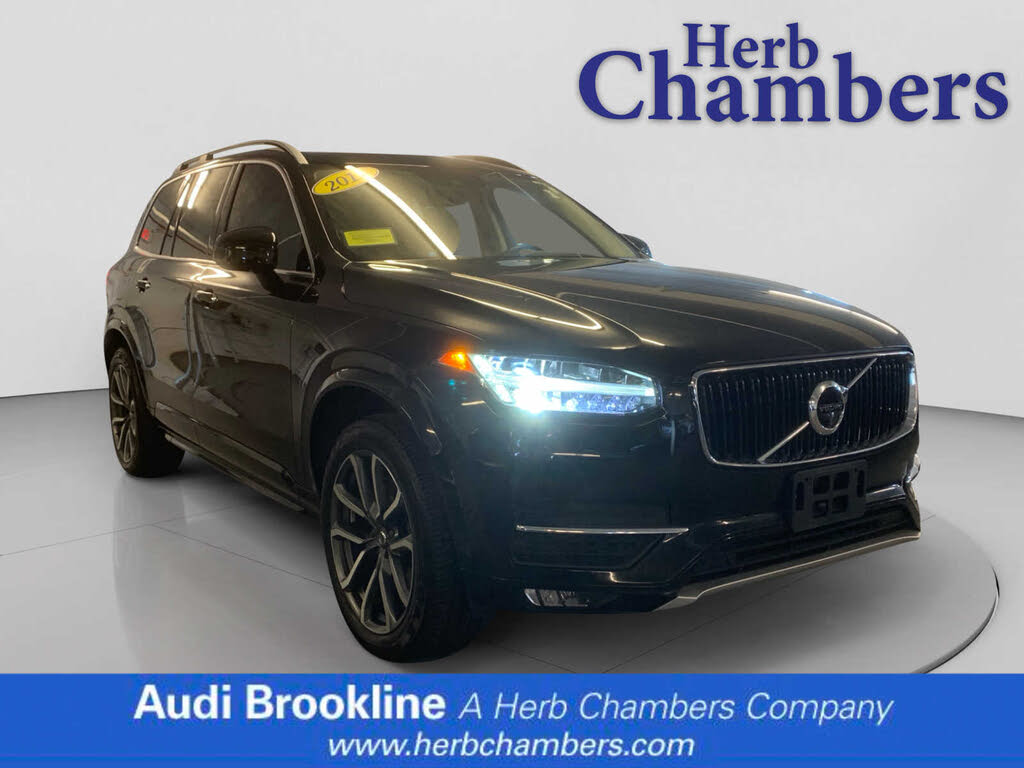 2018 Volvo XC90 T6 Momentum AWD