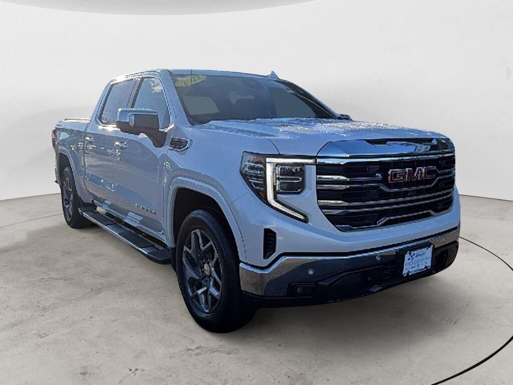 2022 GMC Sierra 1500 SLT Crew Cab 4WD