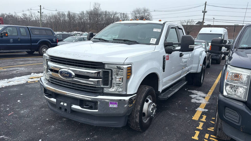2019 Ford F-350 Super Duty XL SuperCab LB DRW 4WD