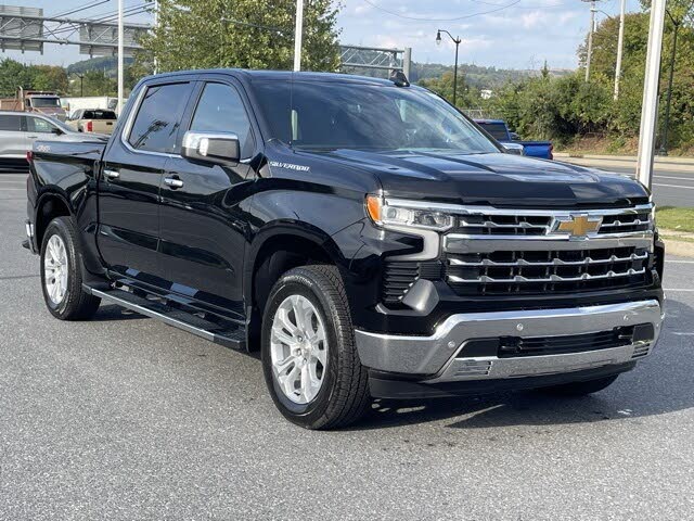 2026 Chevrolet Silverado 1500 LTZ Crew Cab 4WD