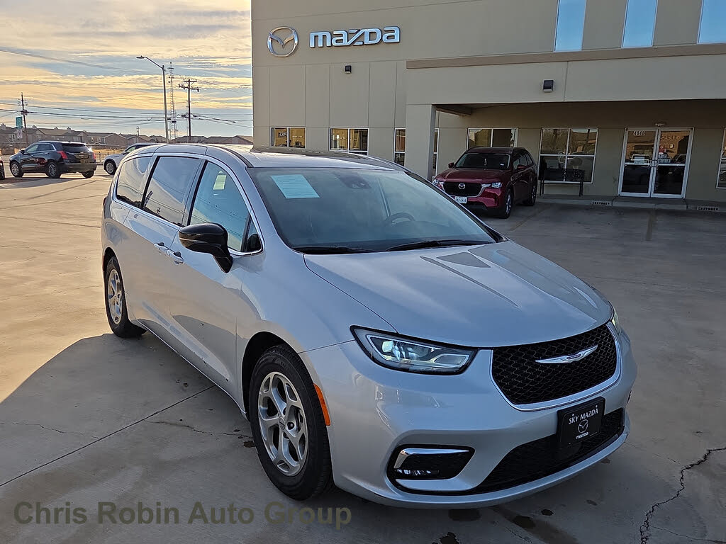 2024 Chrysler Pacifica Limited FWD