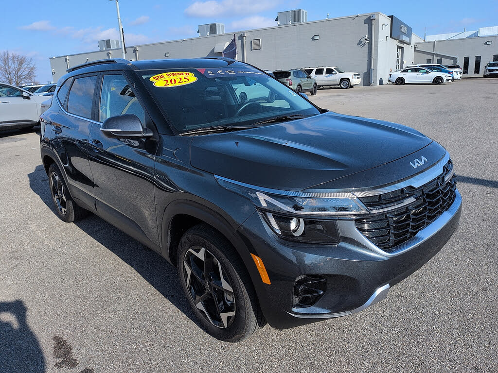 2025 Kia Seltos EX AWD