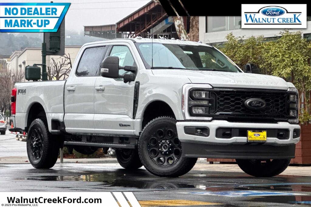 2026 Ford F-350 Super Duty Lariat Crew Cab 4WD
