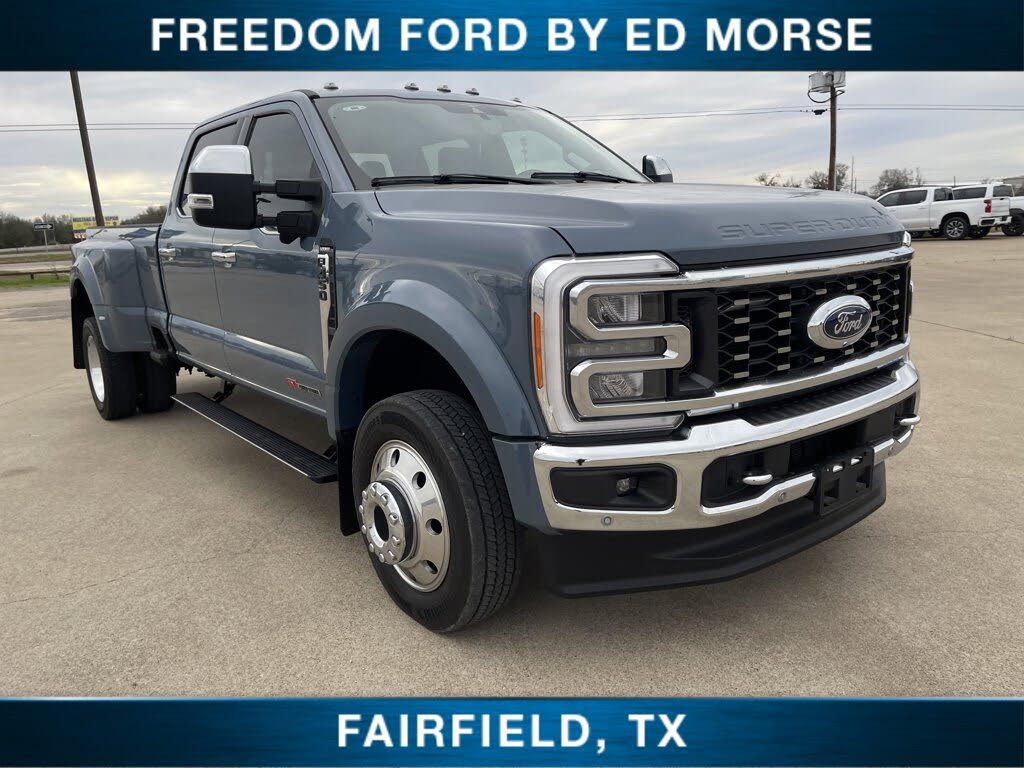 2023 Ford F-450 Super Duty Lariat Crew Cab LB DRW 4WD