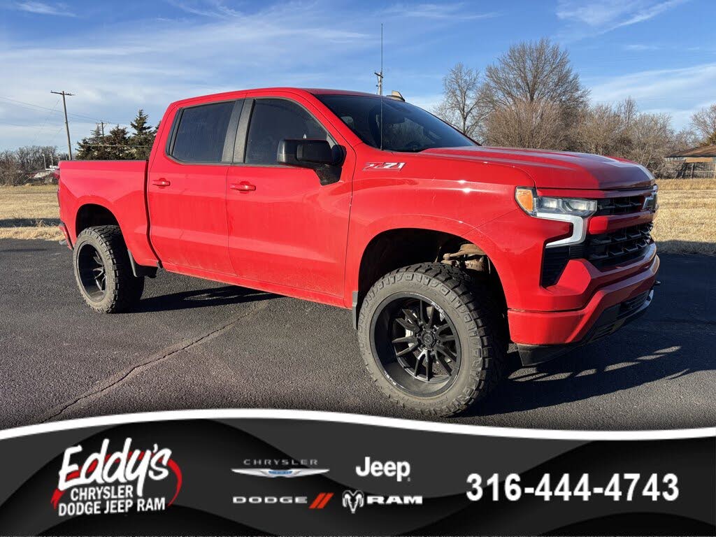 2022 Chevrolet Silverado 1500 RST Crew Cab 4WD