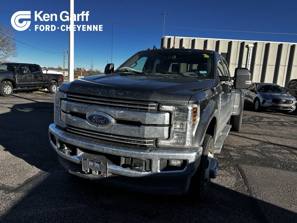 2019 Ford F-350 Super Duty Lariat Crew Cab LB DRW 4WD