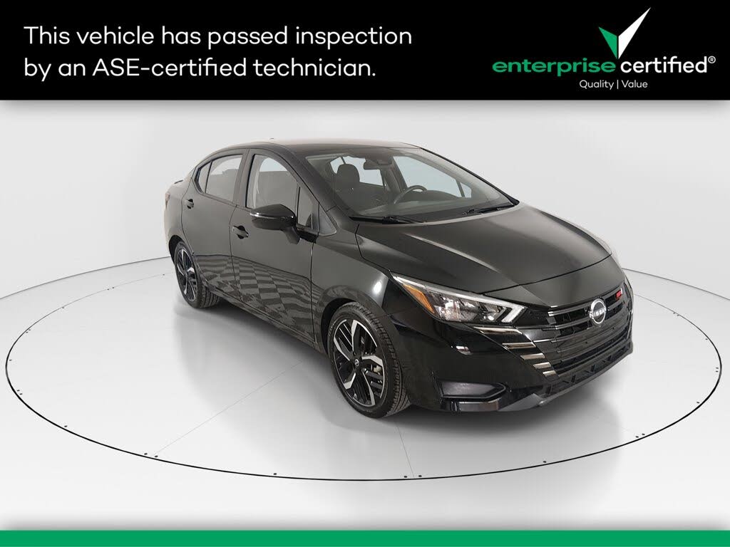 2024 Nissan Versa SR FWD