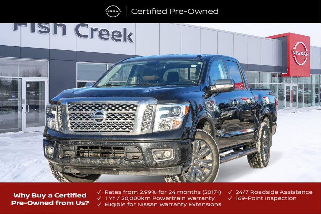 Nissan Titan Platinum Reserve Crew Cab 4WD 2017