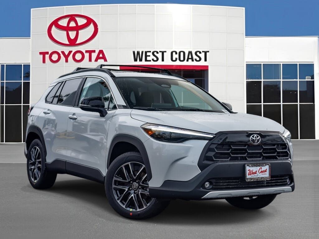 2026 Toyota Corolla Cross XLE FWD