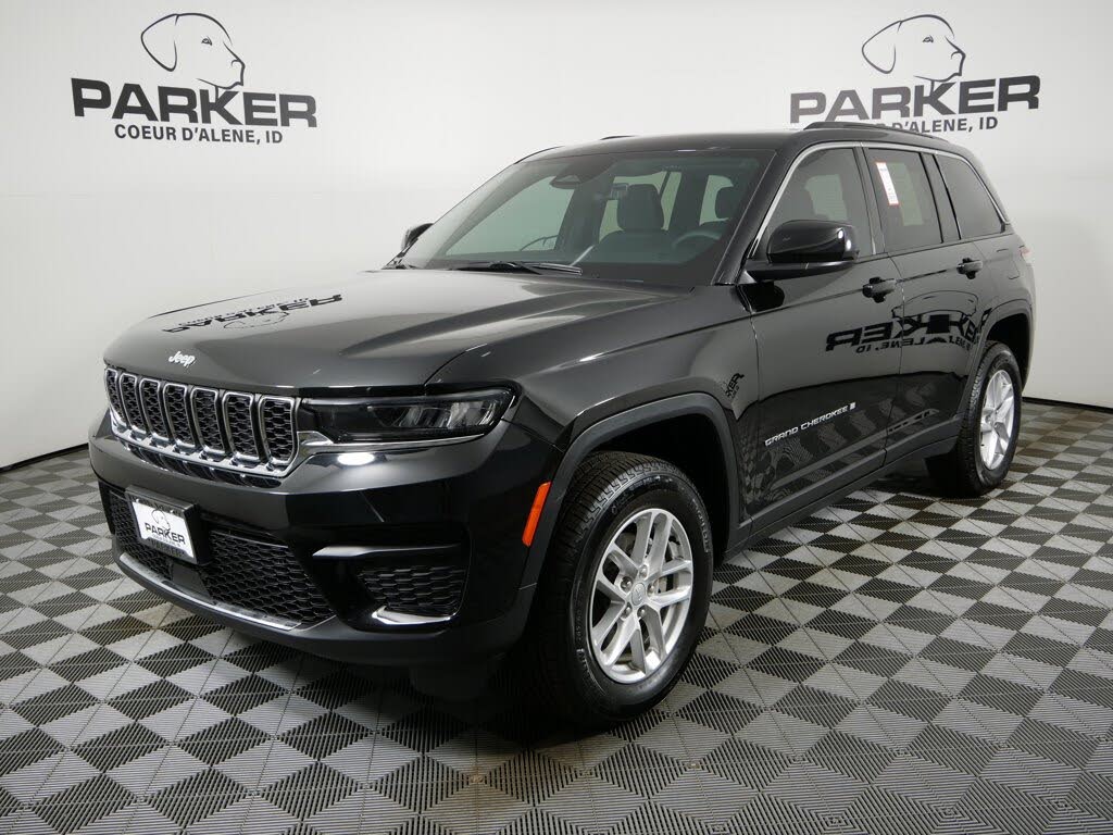 2025 Jeep Grand Cherokee Laredo X 4WD