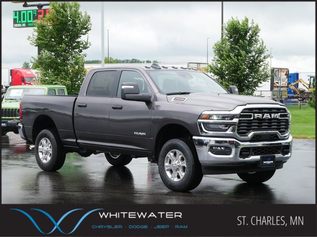 2025 RAM 2500 Big Horn Crew Cab 4WD