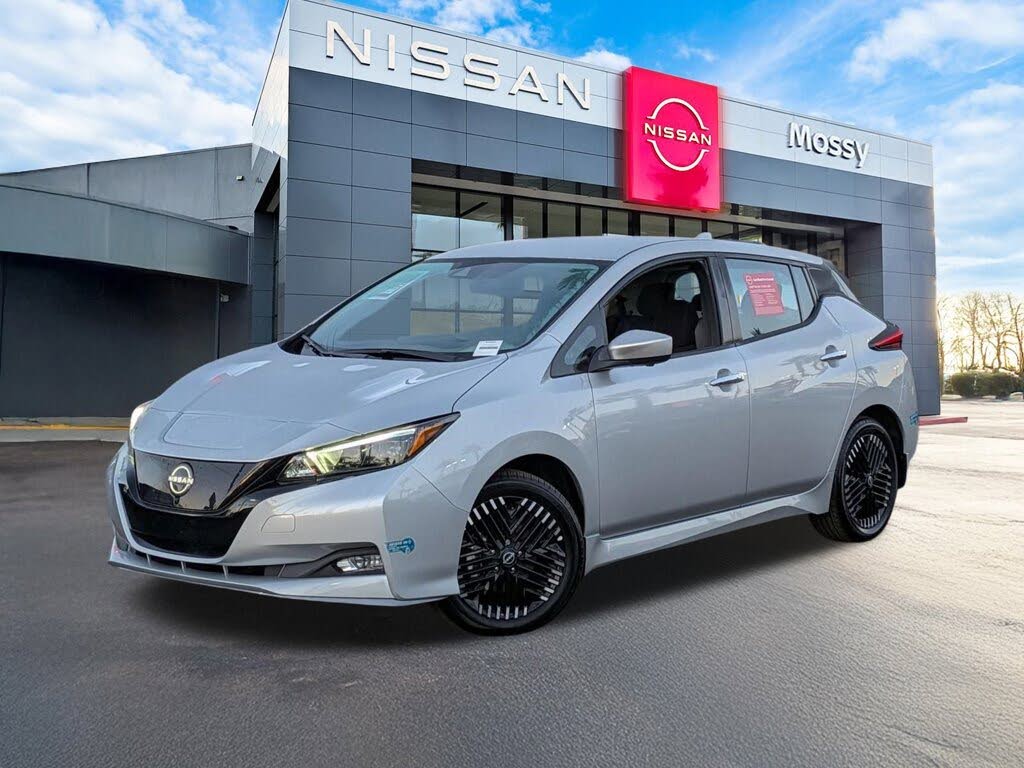 2024 Nissan LEAF SV Plus FWD
