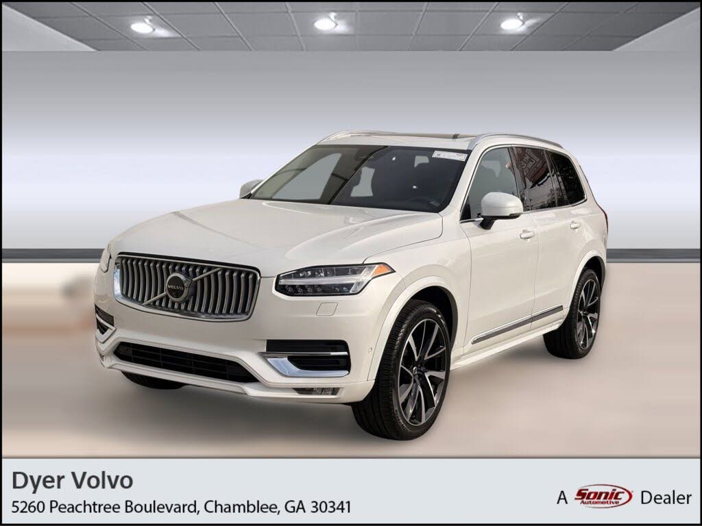 2024 Volvo XC90 B5 Plus Bright Theme AWD