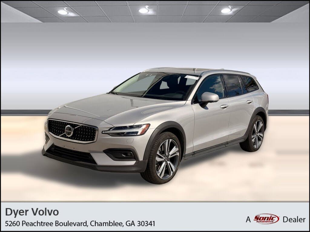 2025 Volvo V60 Cross Country B5 Plus AWD