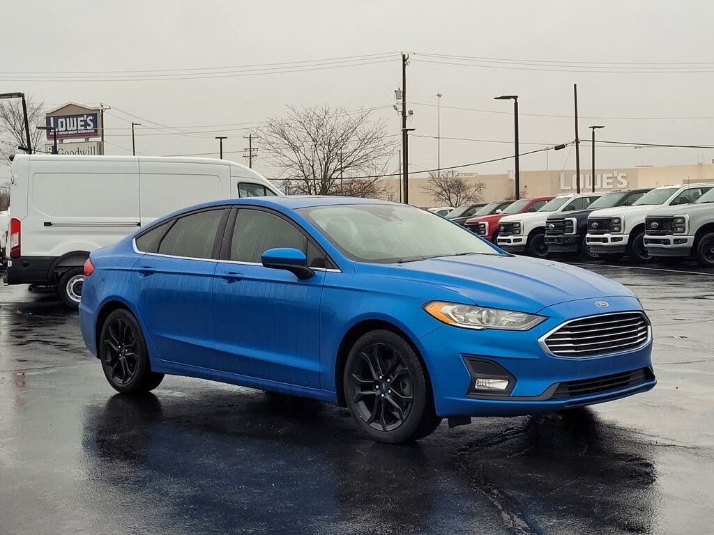 2020 Ford Fusion SE FWD