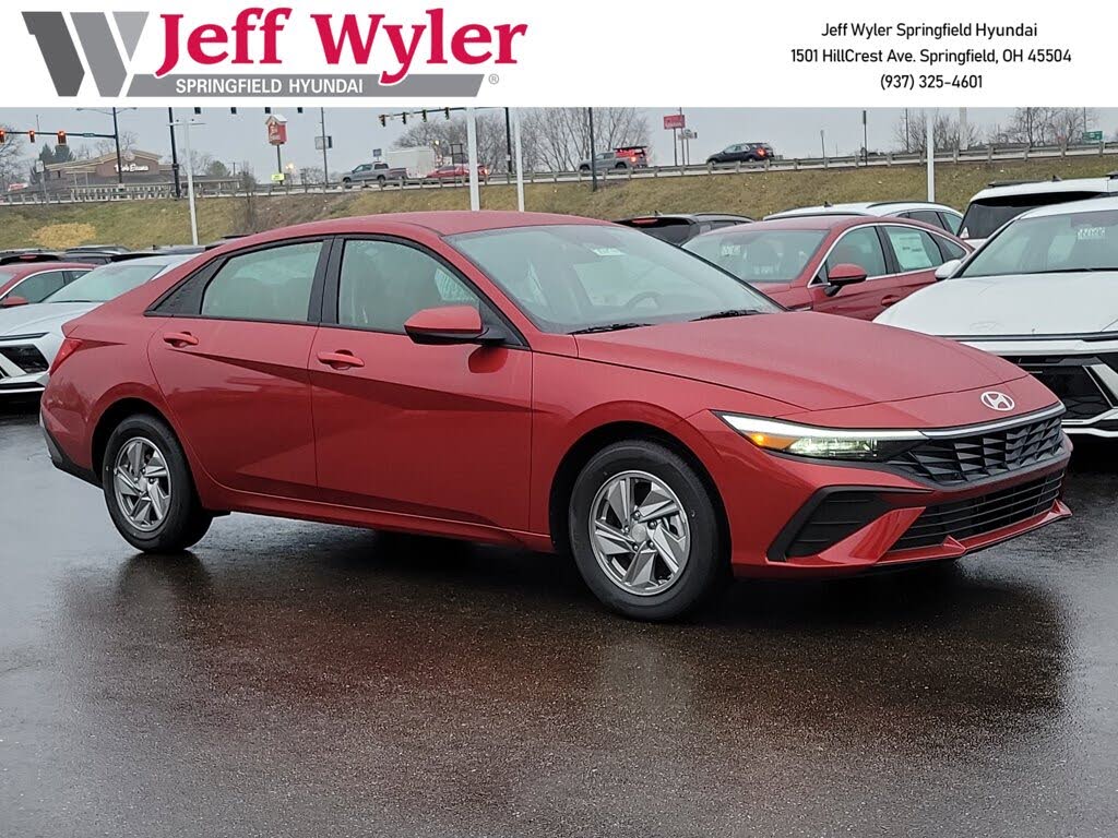 2026 Hyundai Elantra SE FWD