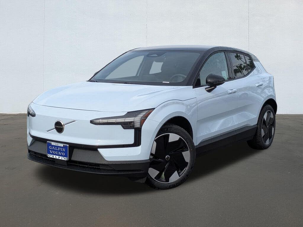2026 Volvo EX30 Twin Plus eAWD