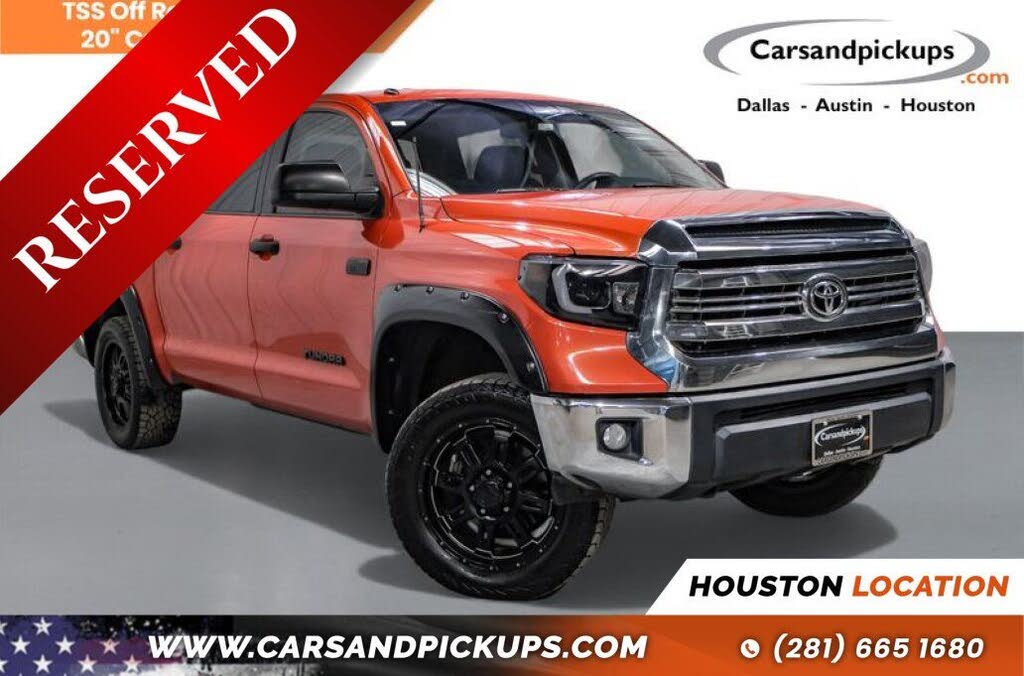 2017 Toyota Tundra SR5 CrewMax 5.7L FFV 4WD